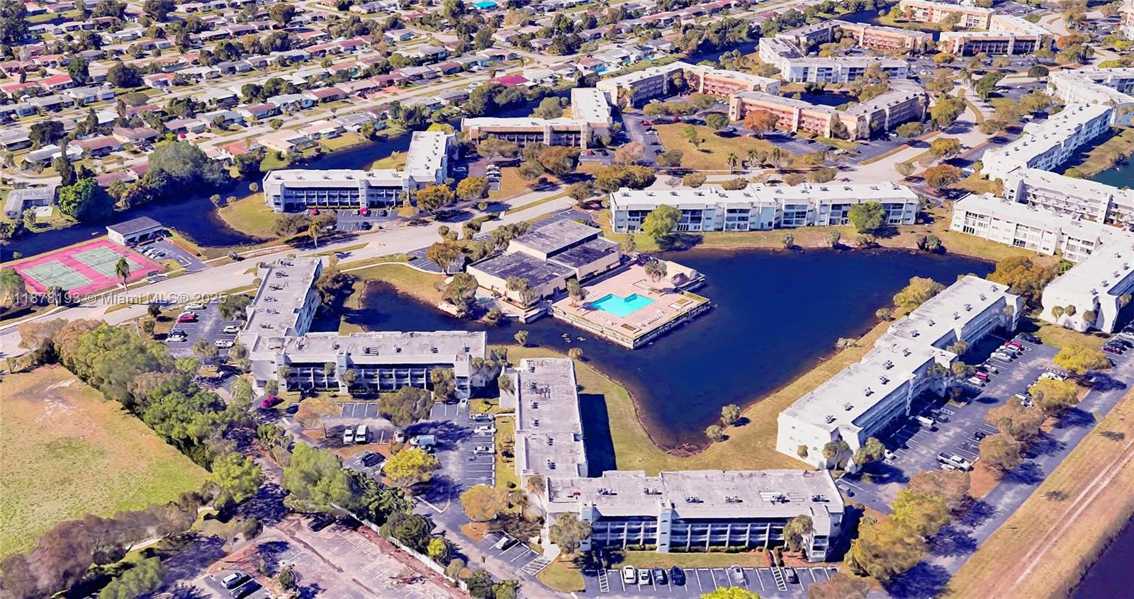 8350 Sunrise Lakes Blvd, #205