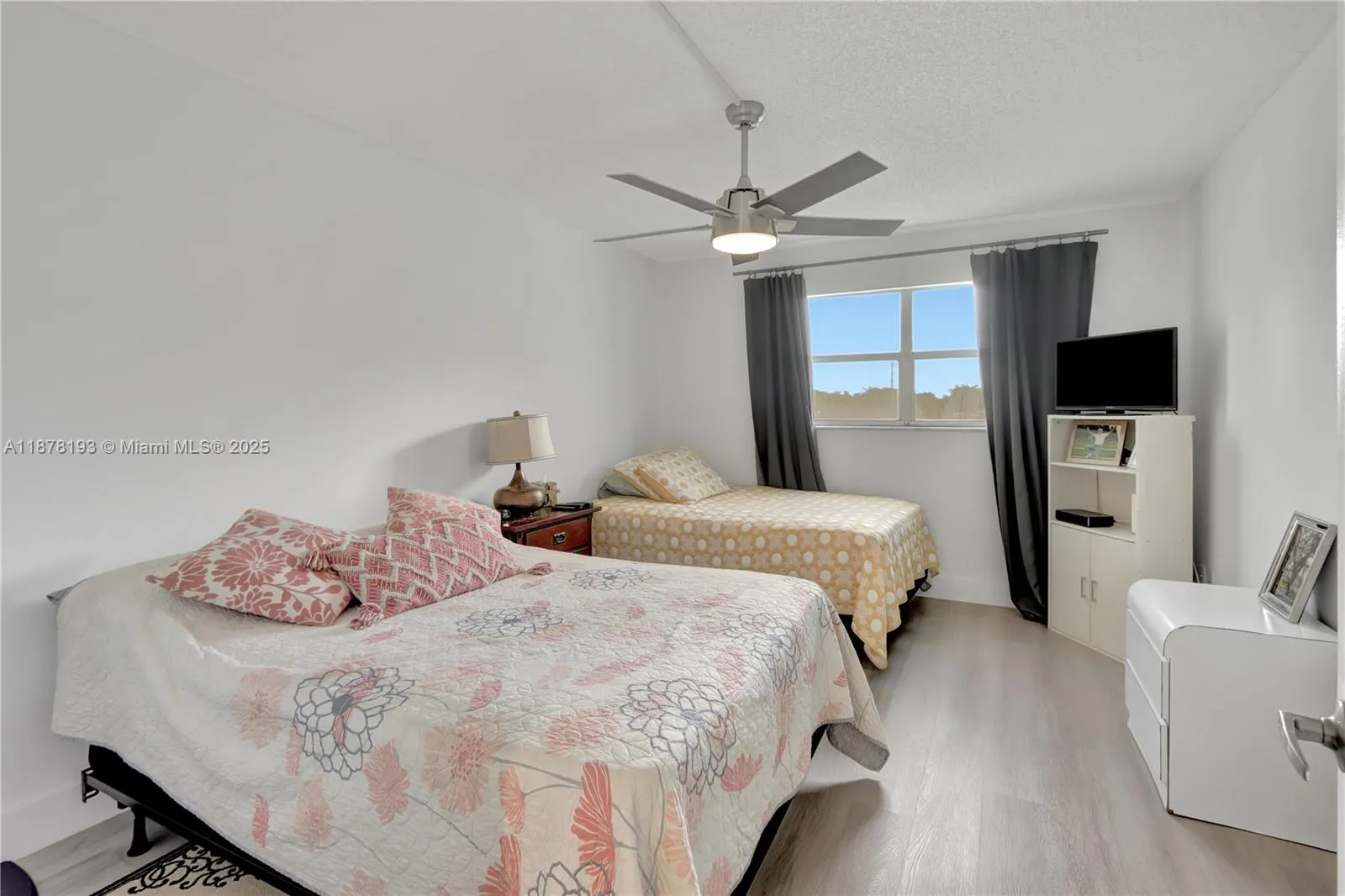 8350 Sunrise Lakes Blvd, #205