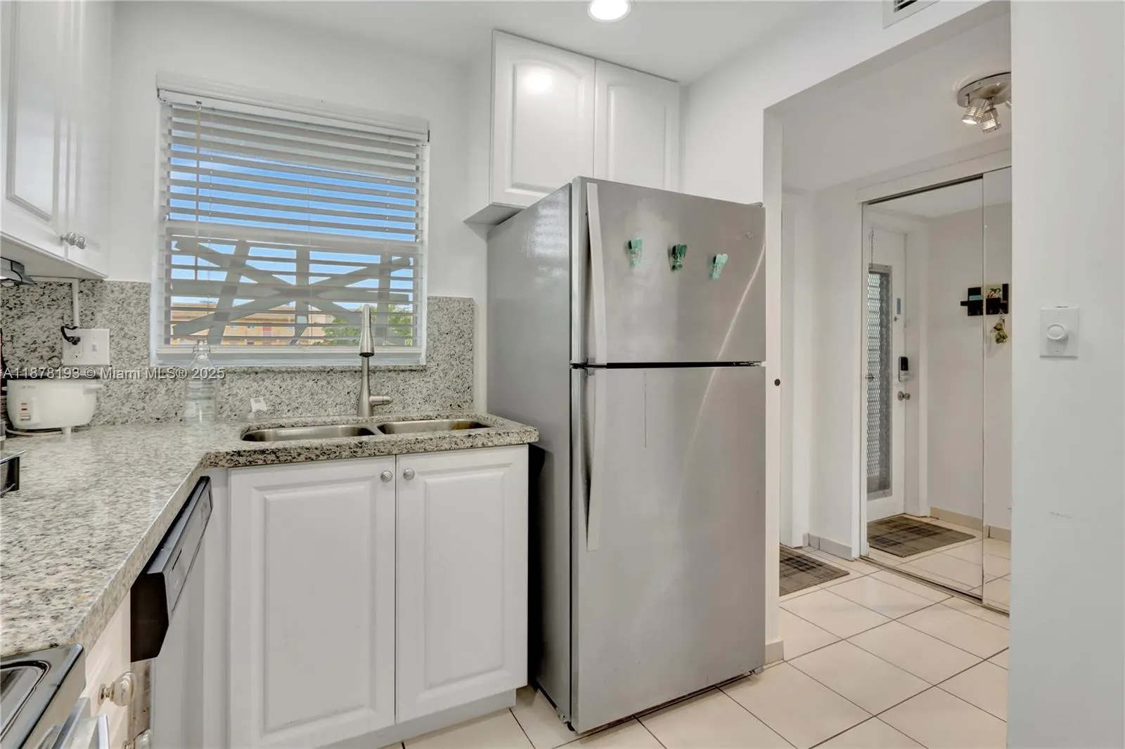 8350 Sunrise Lakes Blvd, #205