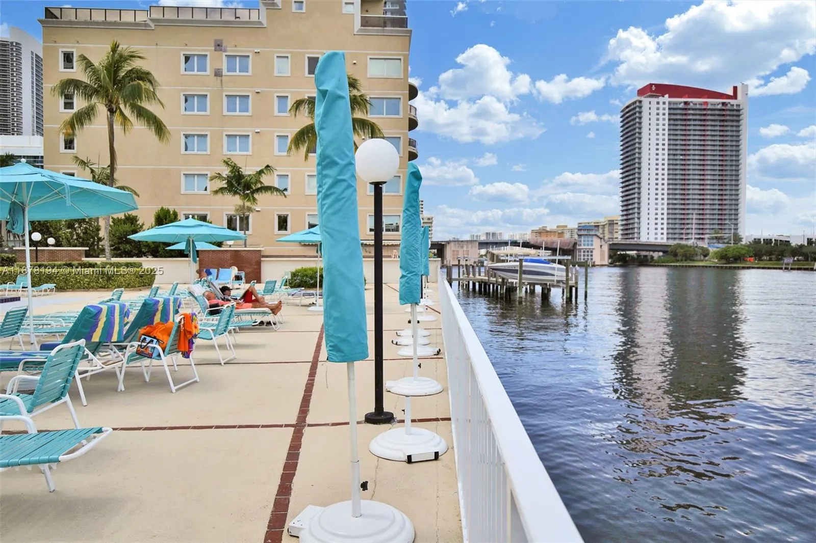 3800 S Ocean Dr, #407