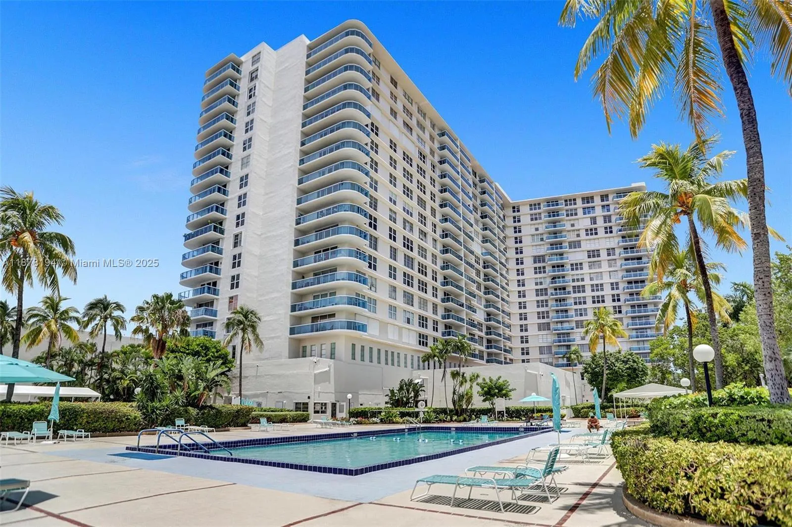 3800 S Ocean Dr, #407