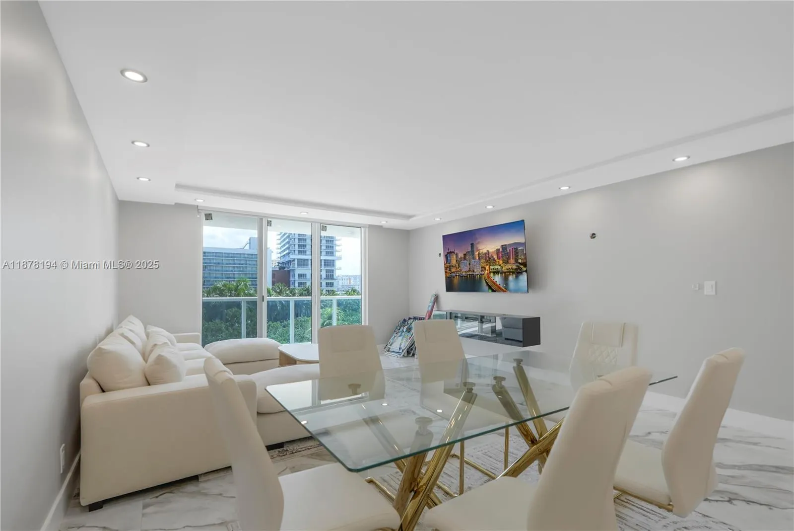 3800 S Ocean Dr, #407