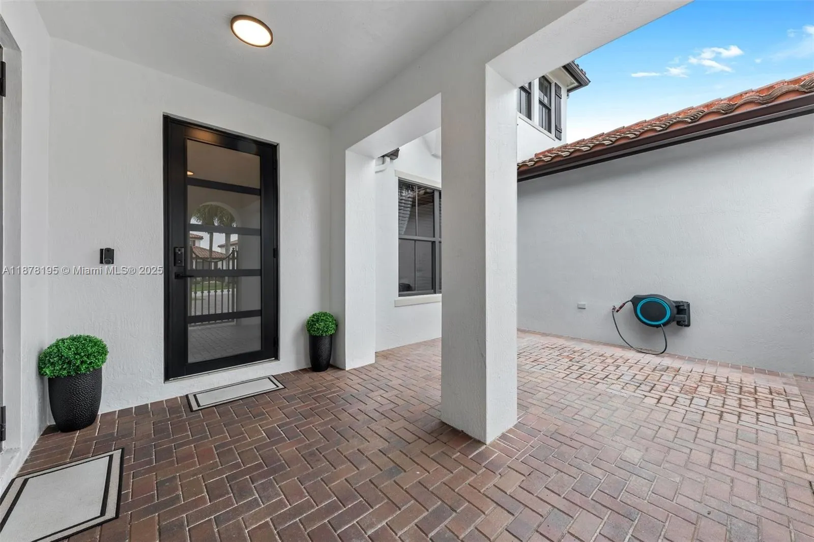 3679 NW 82nd Ter