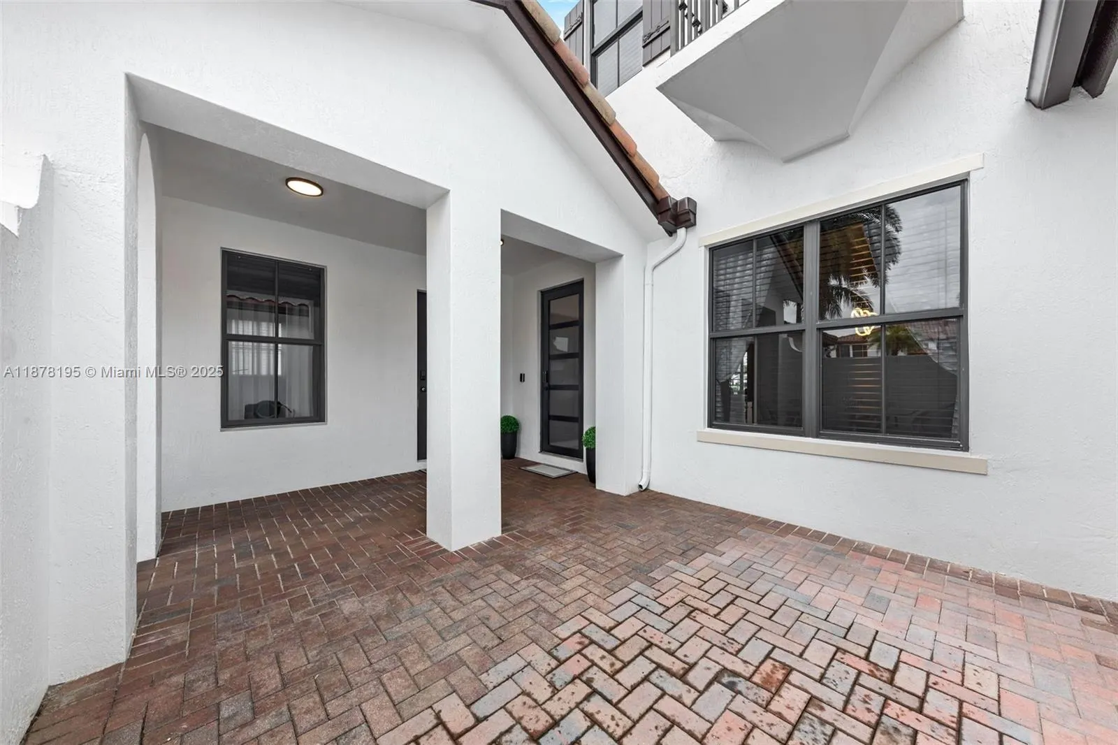 3679 NW 82nd Ter