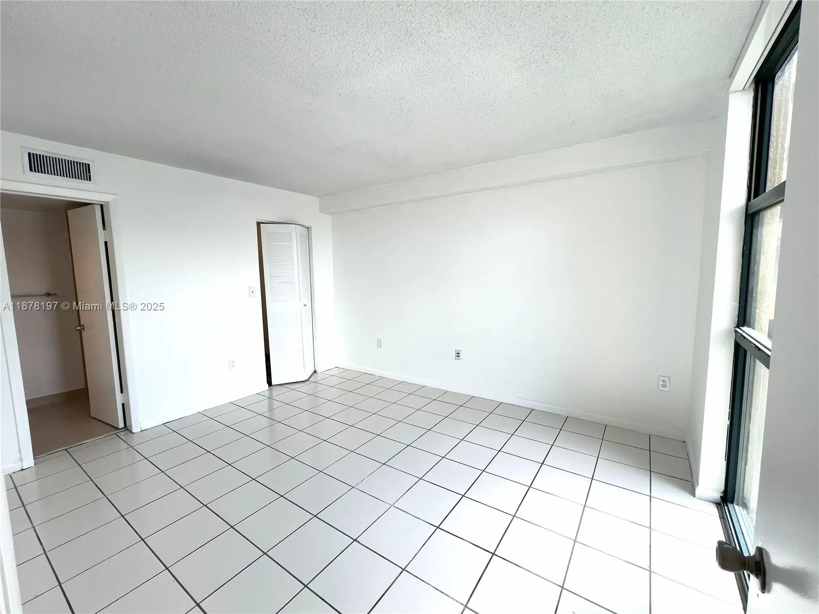 11780 SW 18th St, #203-2