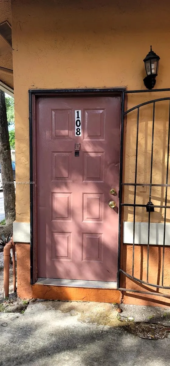 2531 NW 56th Ave, #108