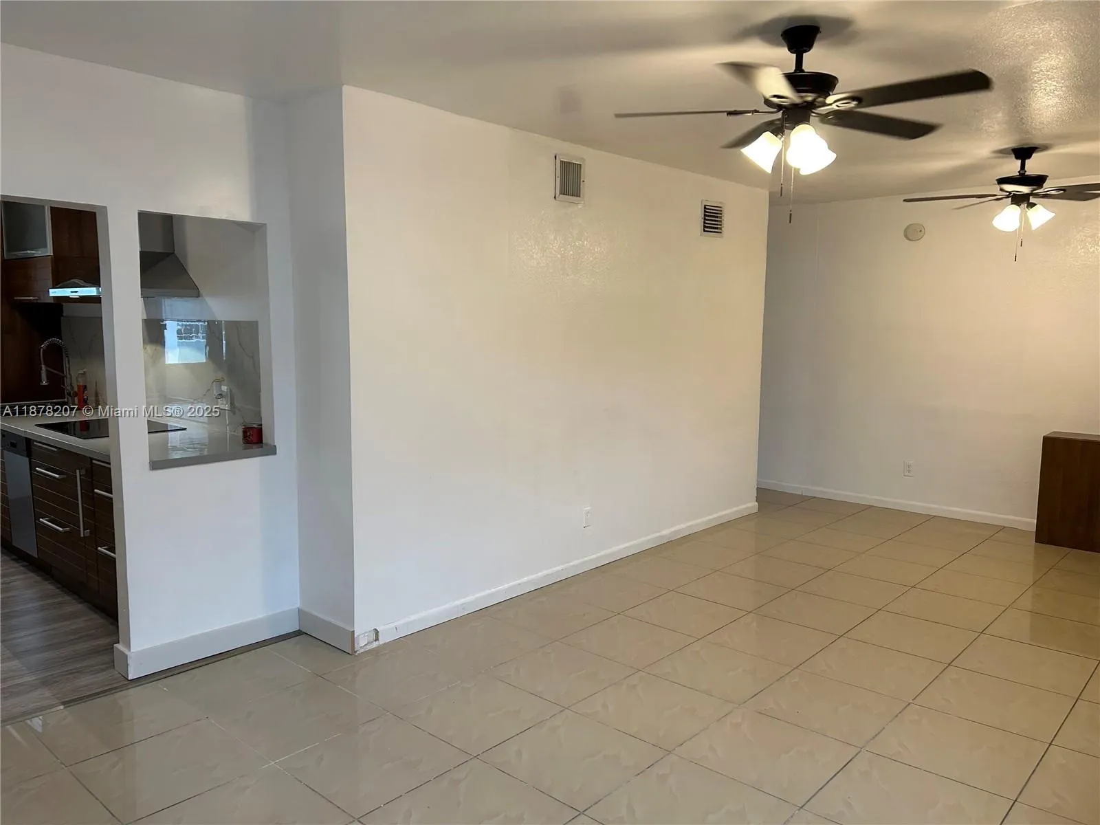 7845 NE Bayshore Ct, #20
