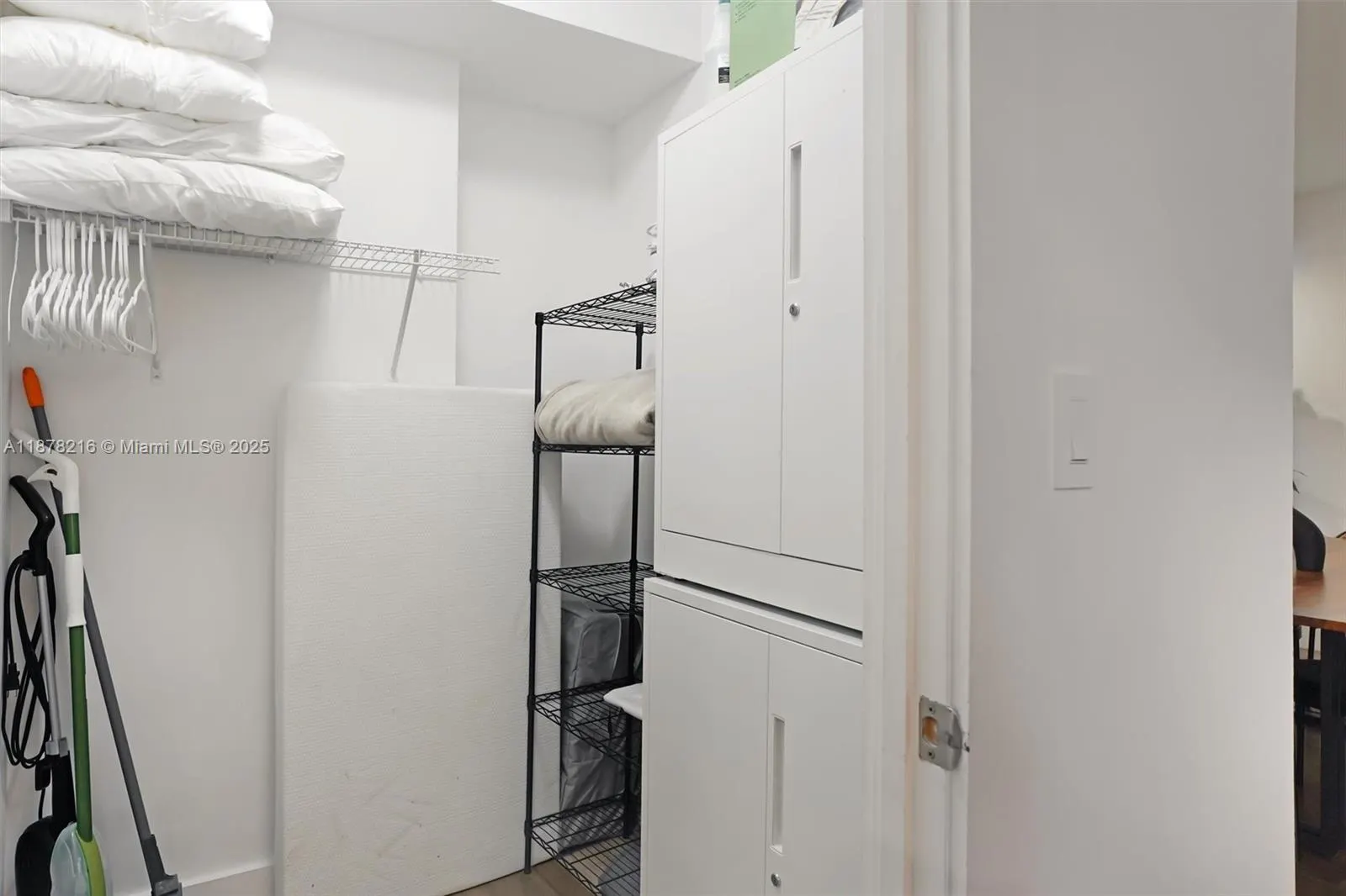2301 Collins Ave, #1135