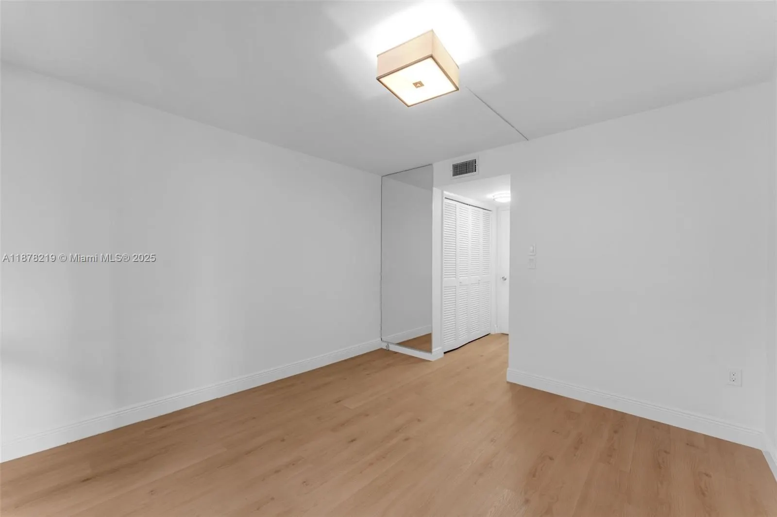 13951 Kendale Lakes Cir, #307A