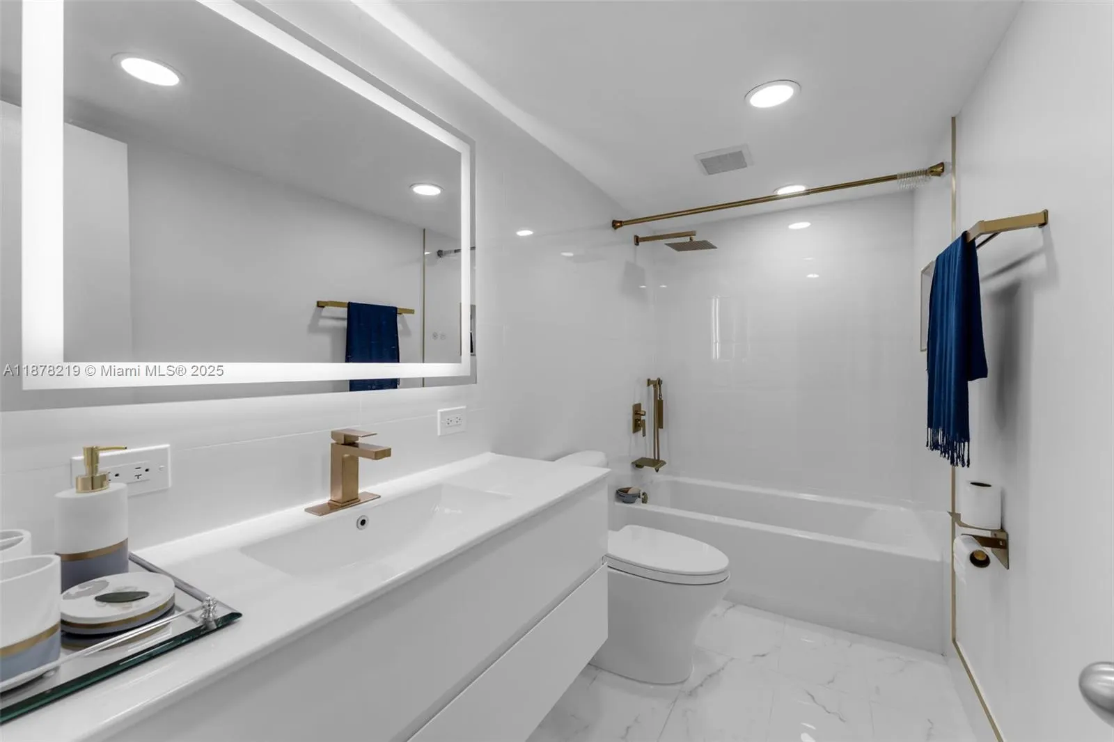 13951 Kendale Lakes Cir, #307A