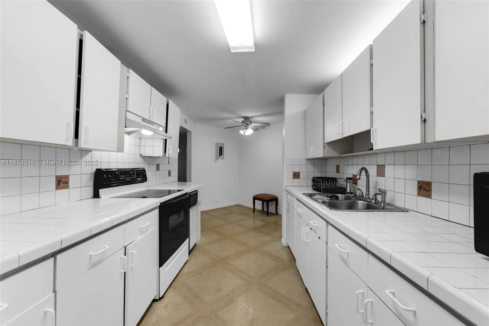 13951 Kendale Lakes Cir, #307A