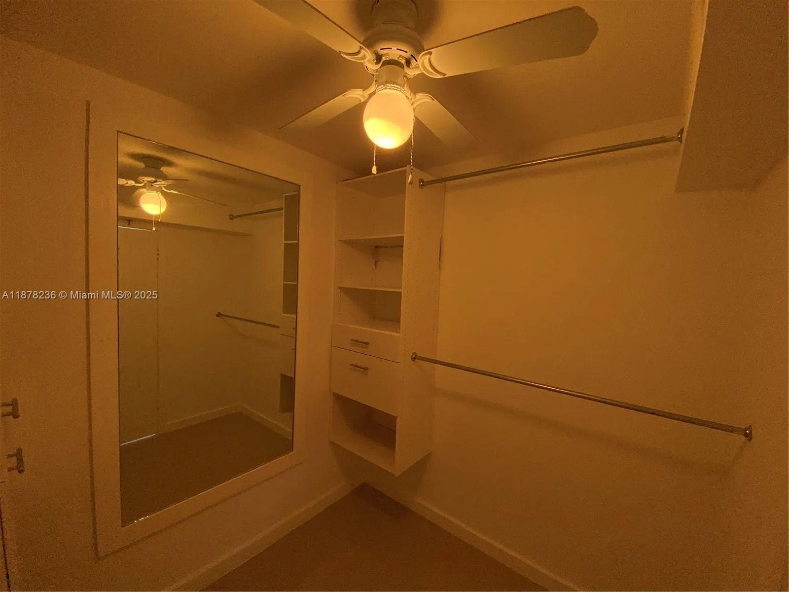 801 N VENETIAN DRIVE, #202