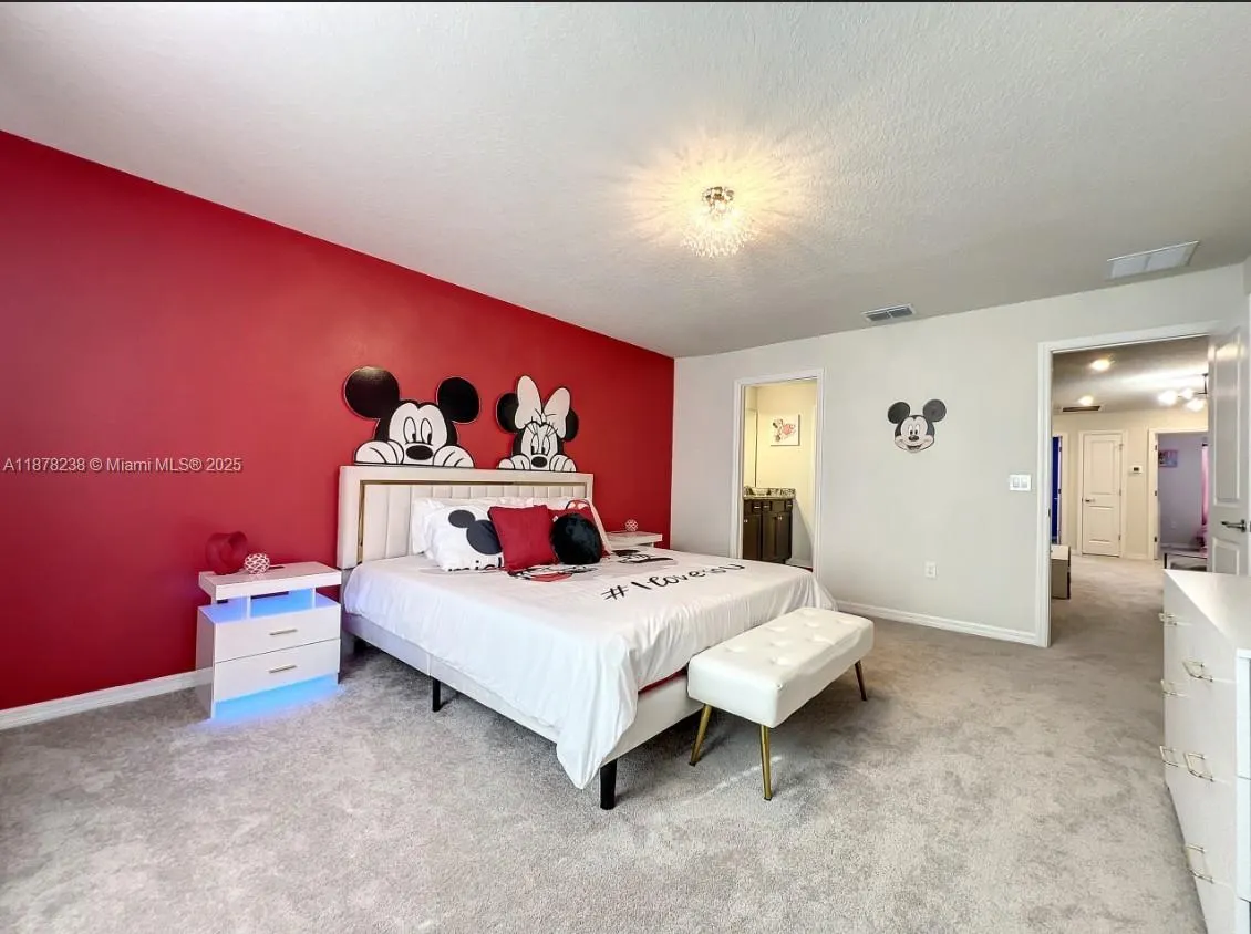 3878 Lana Ave