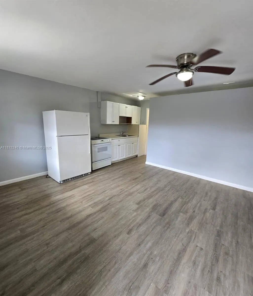 3971 SW 12th Pl, #2