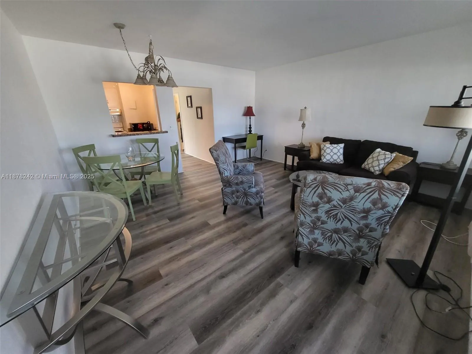 600 Layne Blvd, #118