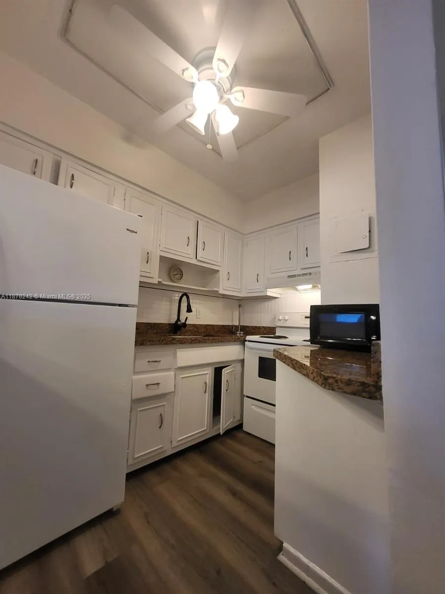 600 Layne Blvd, #118