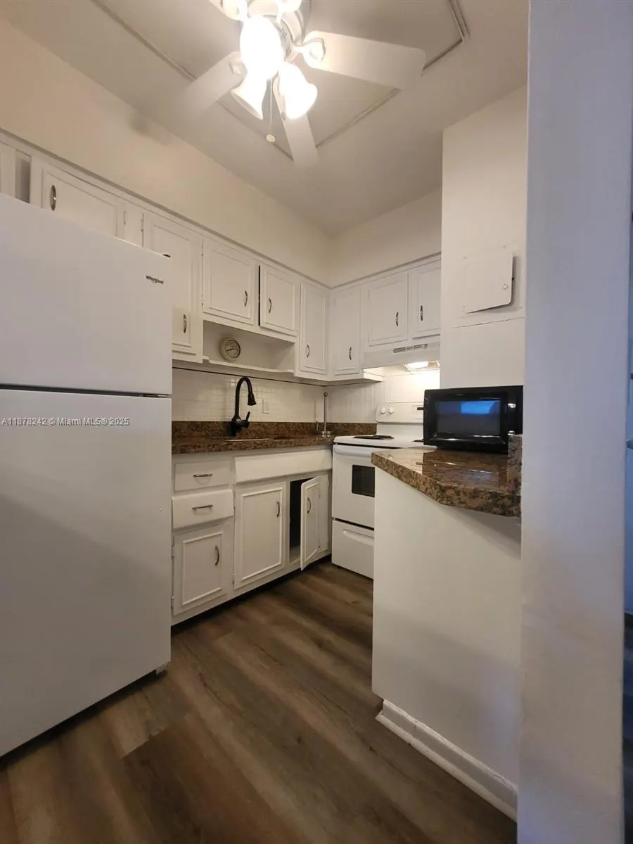 600 Layne Blvd, #118