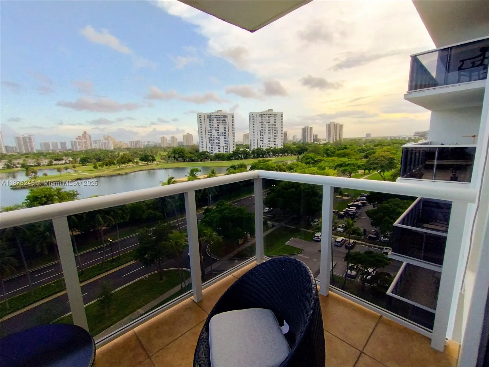 3625 N Country Club Dr, #1004