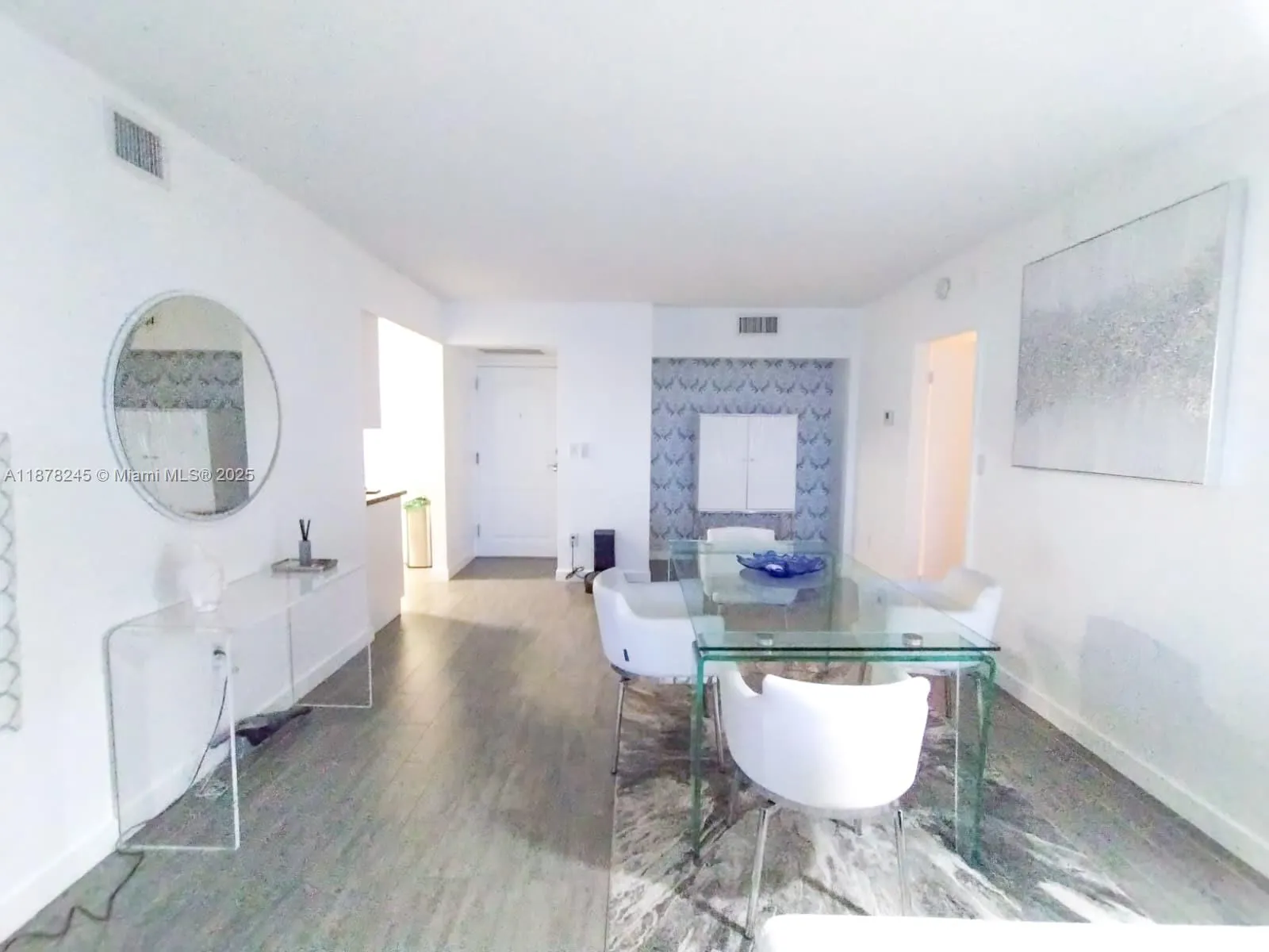 3625 N Country Club Dr, #1004