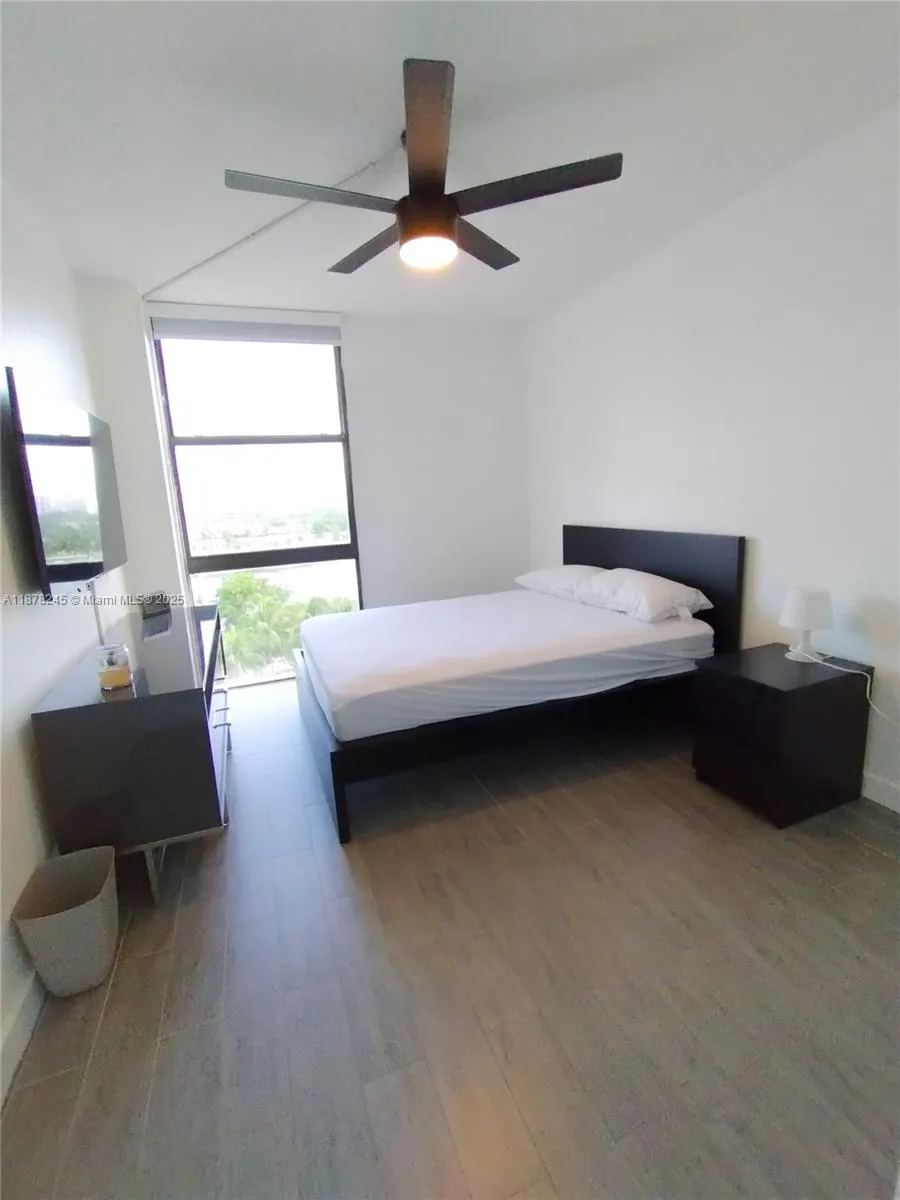 3625 N Country Club Dr, #1004