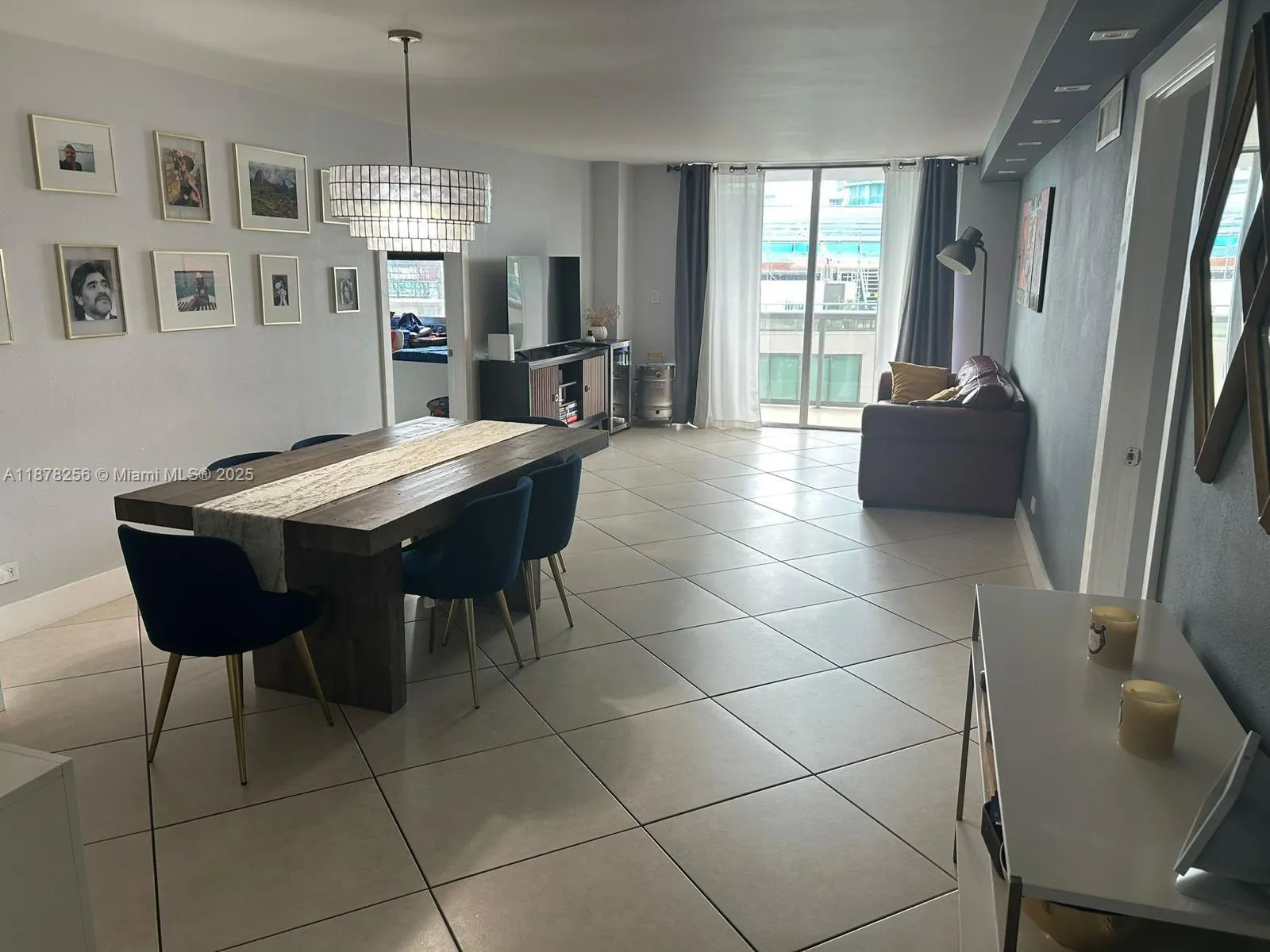 6039 Collins Ave, #828