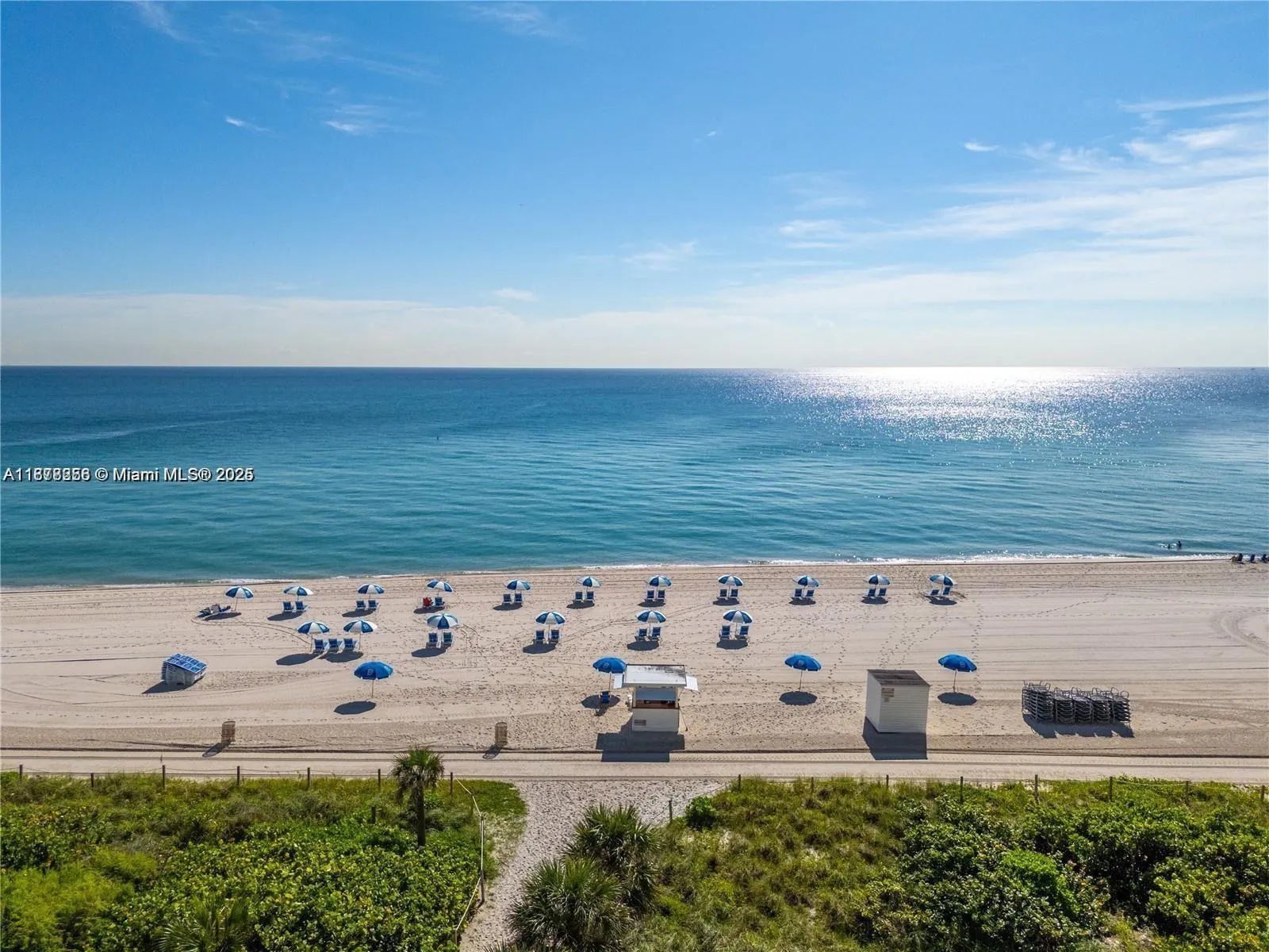 6039 Collins Ave, #828