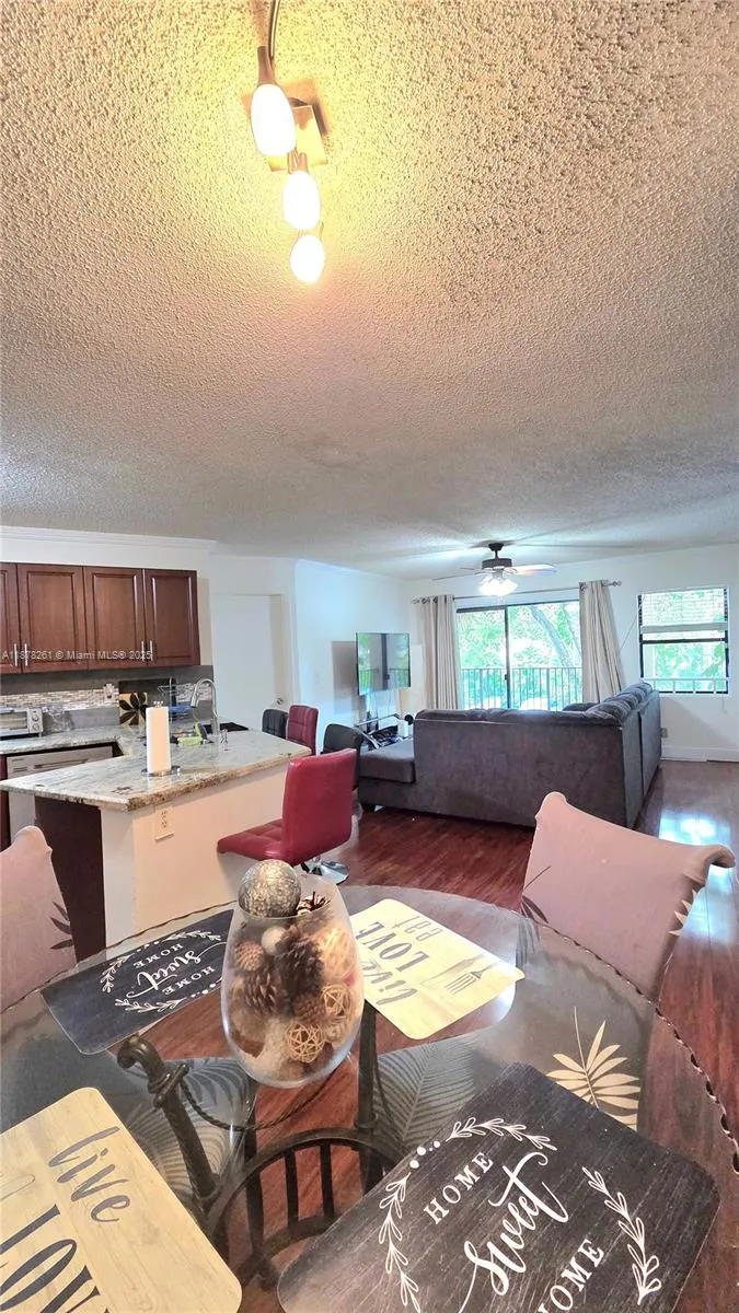 9999 Summerbreeze Dr, #805