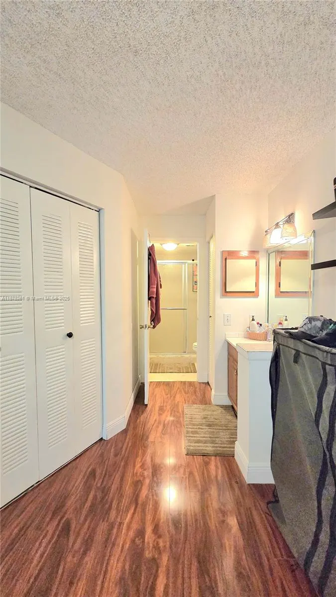 9999 Summerbreeze Dr, #805
