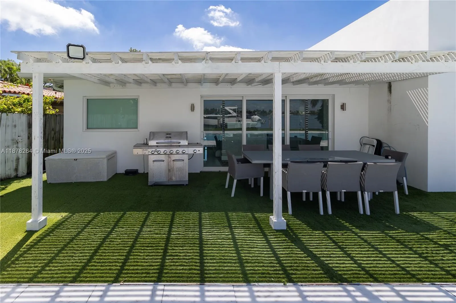 1215 N Biscayne Point Rd