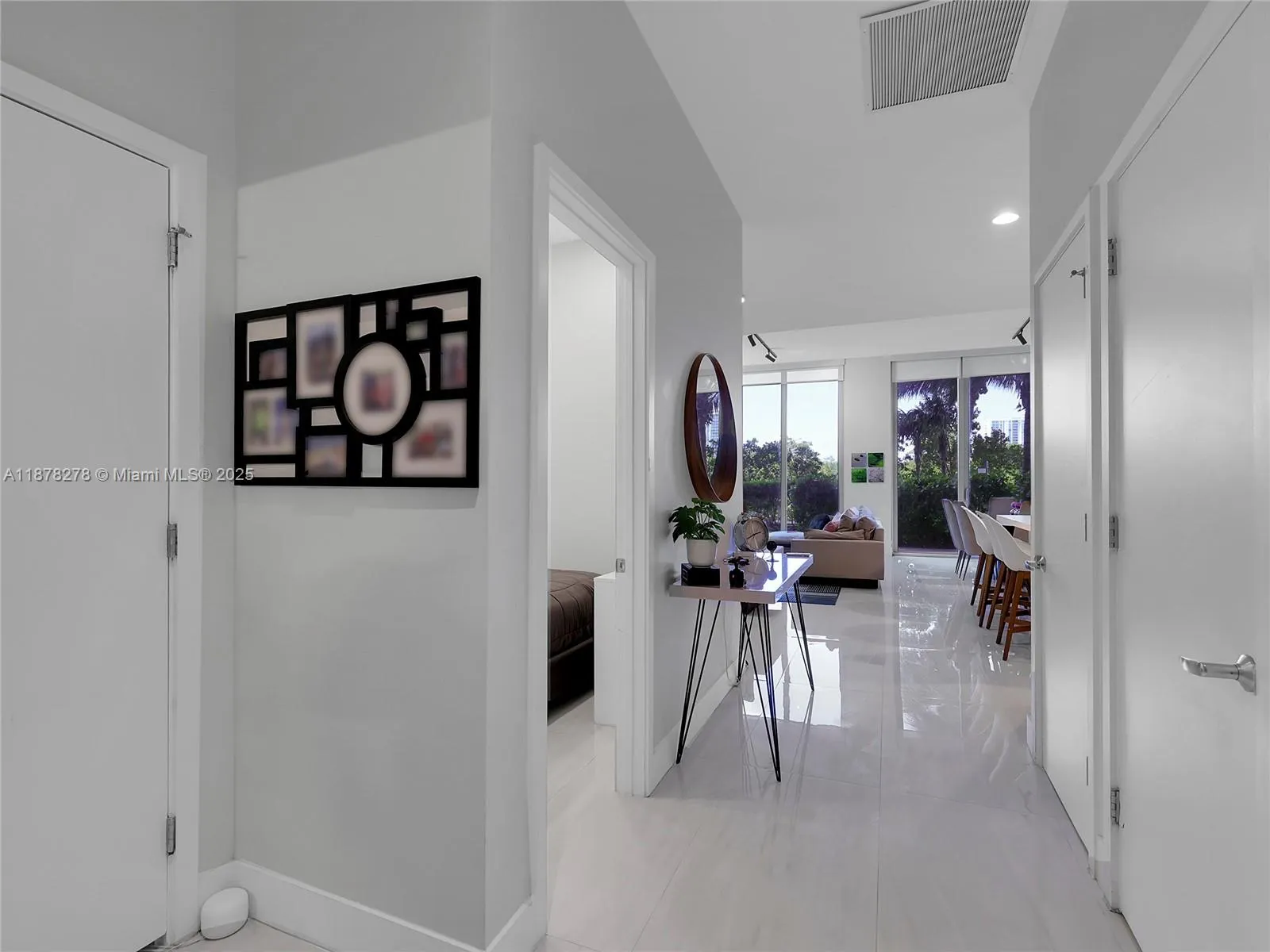 16385 Biscayne Blvd, #105