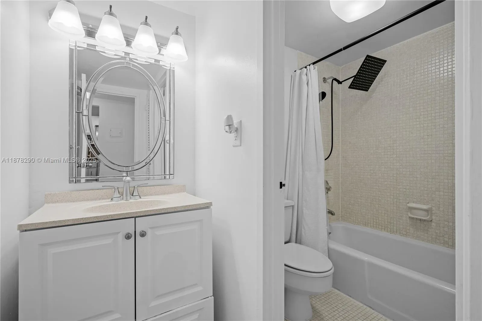 2899 Collins Ave, #1021