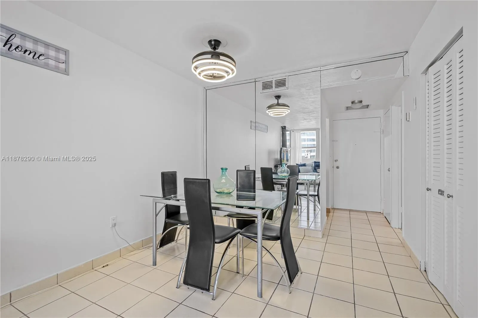 2899 Collins Ave, #1021