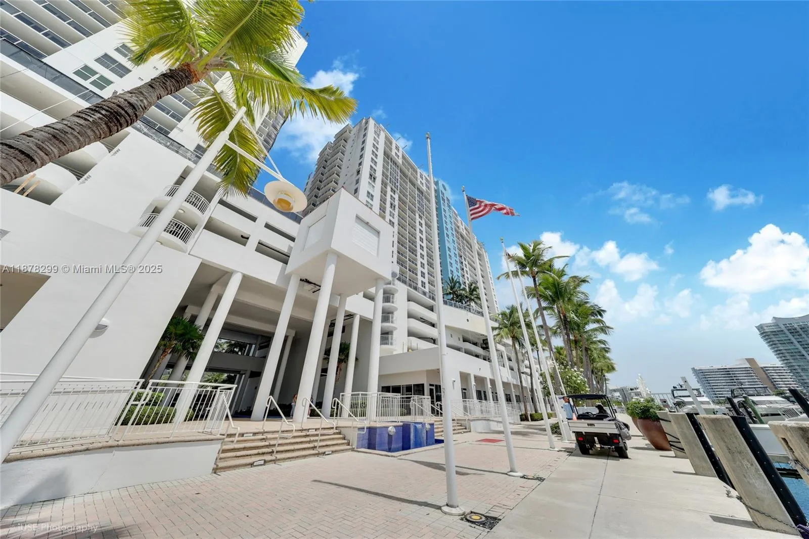 1800 W Sunset Harbour Dr, #1006