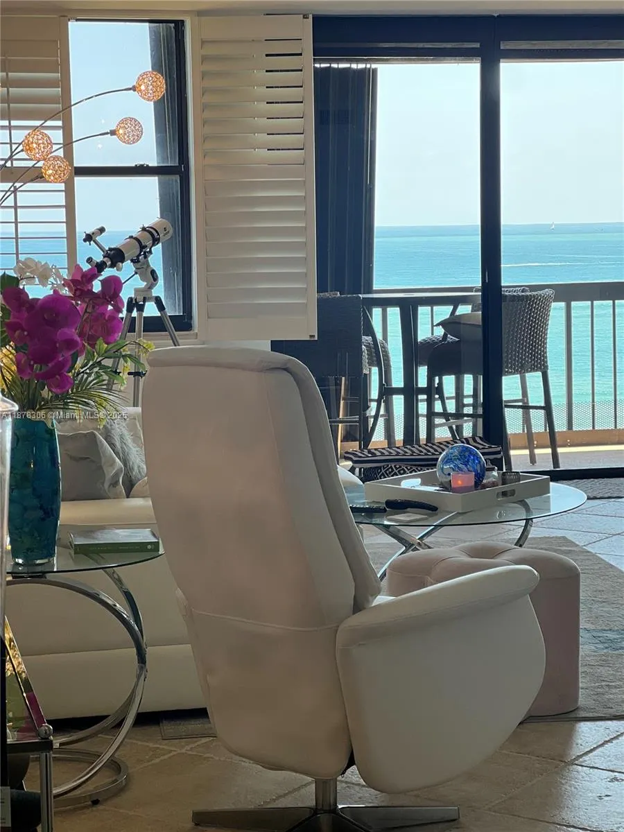 3100 N Highway A1a, #1103