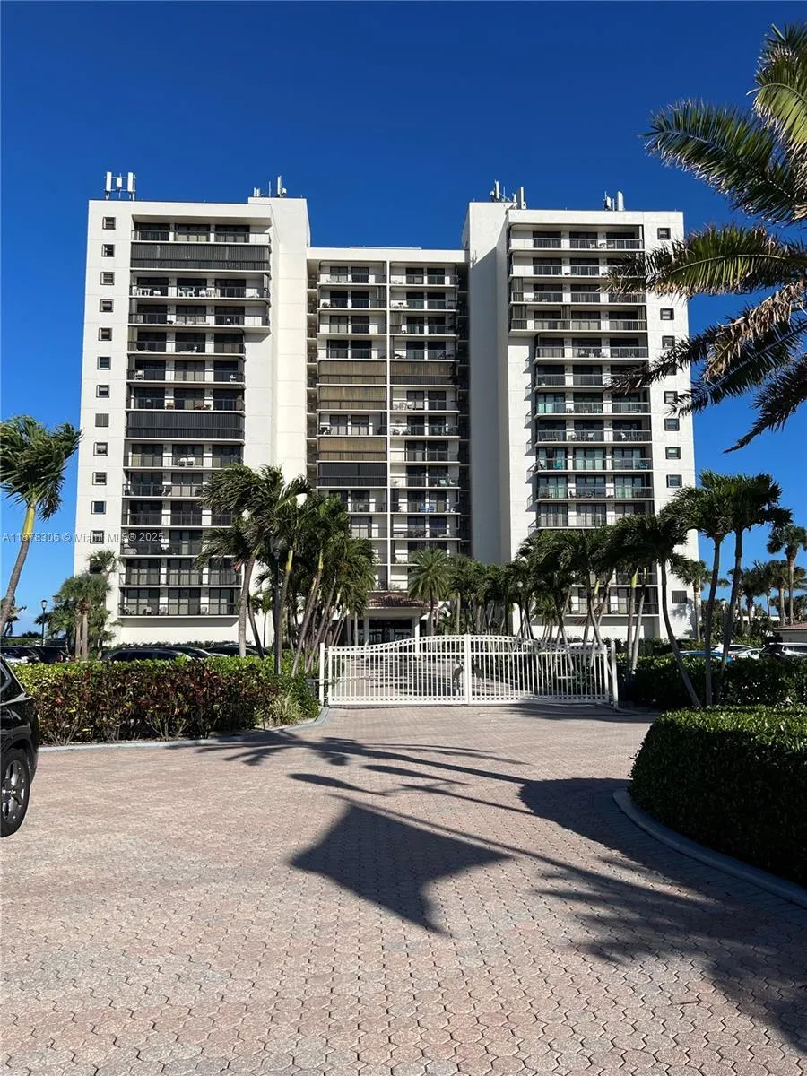 3100 N Highway A1a, #1103