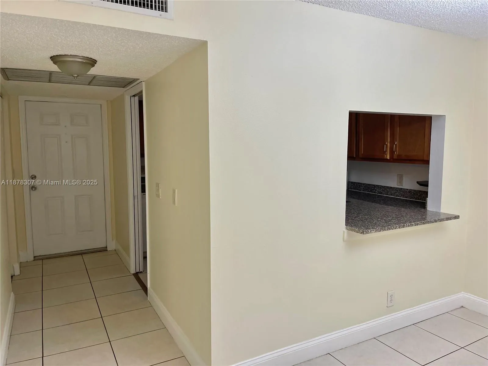 9461 Evergreen Pl, #403