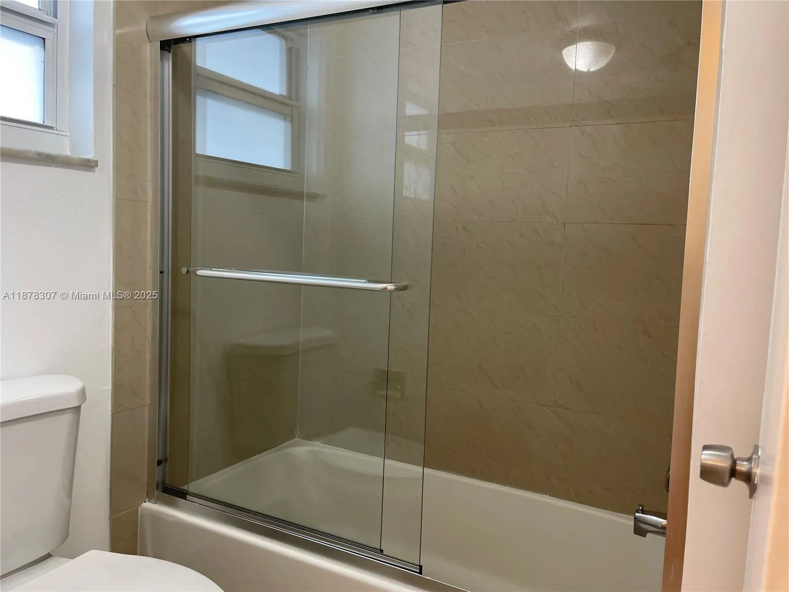 9461 Evergreen Pl, #403