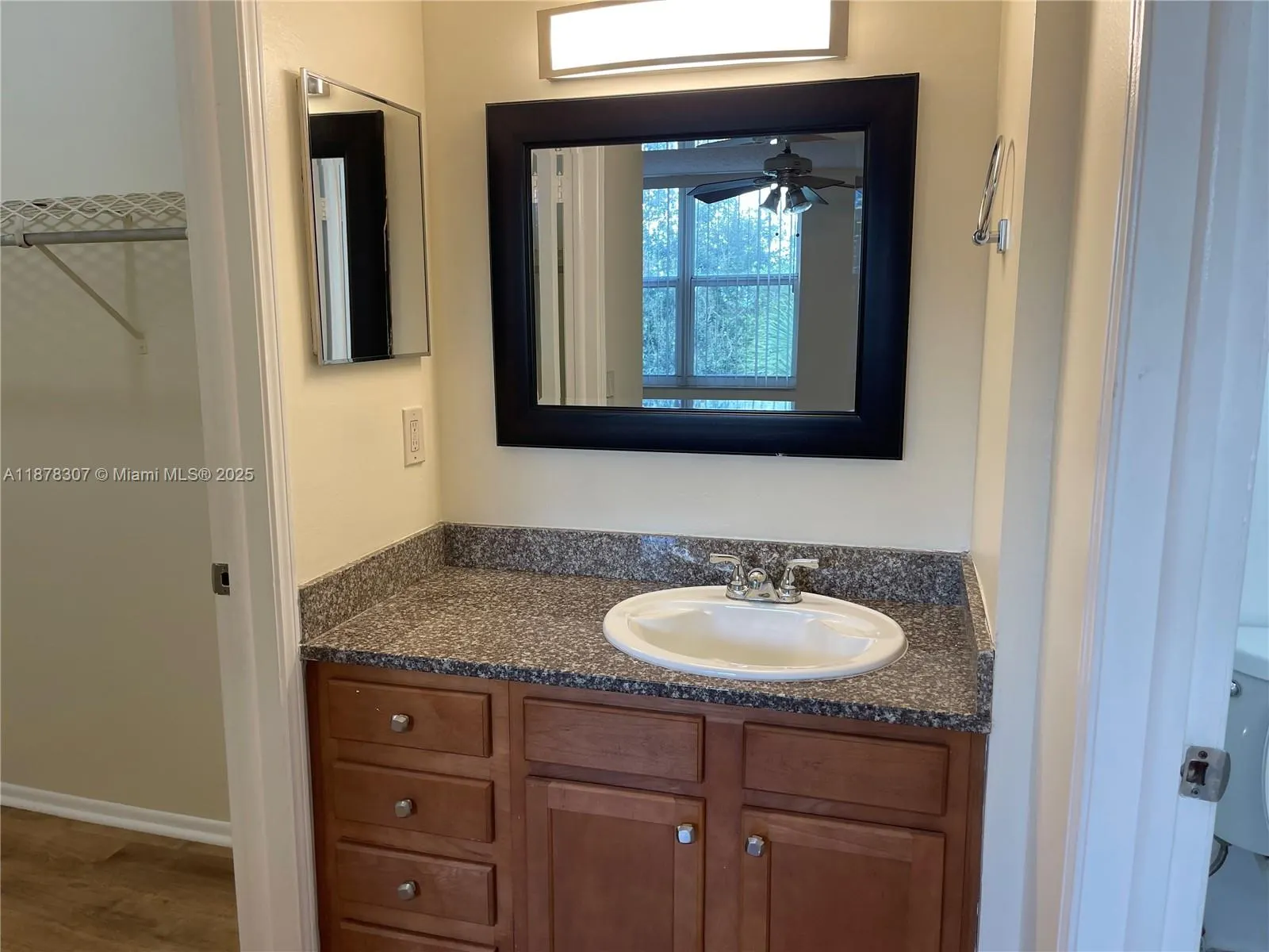 9461 Evergreen Pl, #403