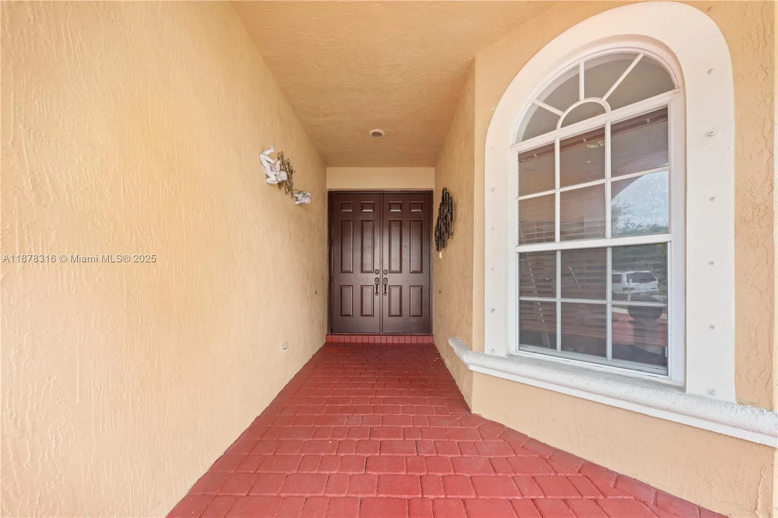 1443 SW 161st Ave