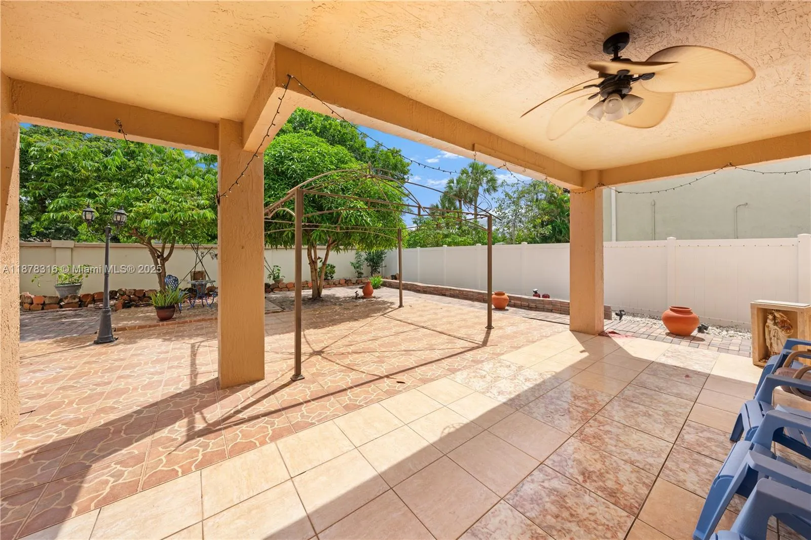 1443 SW 161st Ave