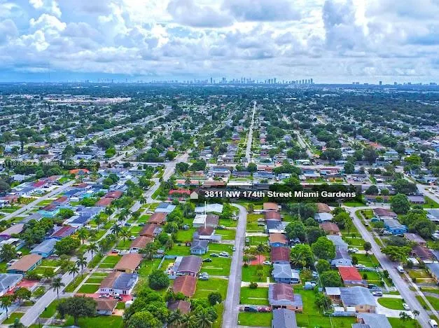 3811 NW 174th St