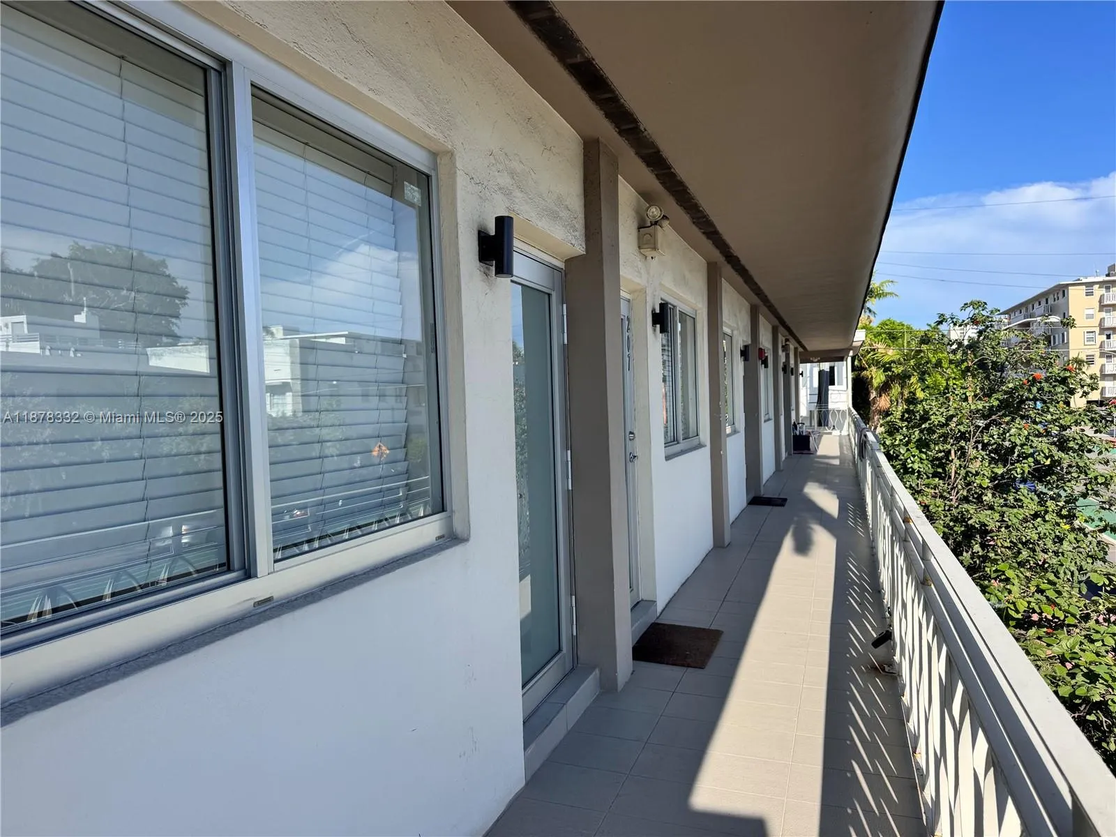 1601 Meridian Ave, #208