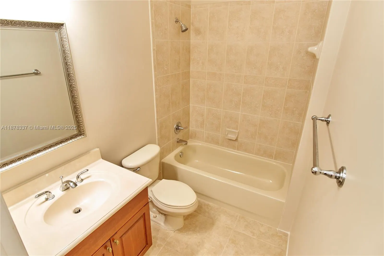 2707 Center Ct Dr, #1-15