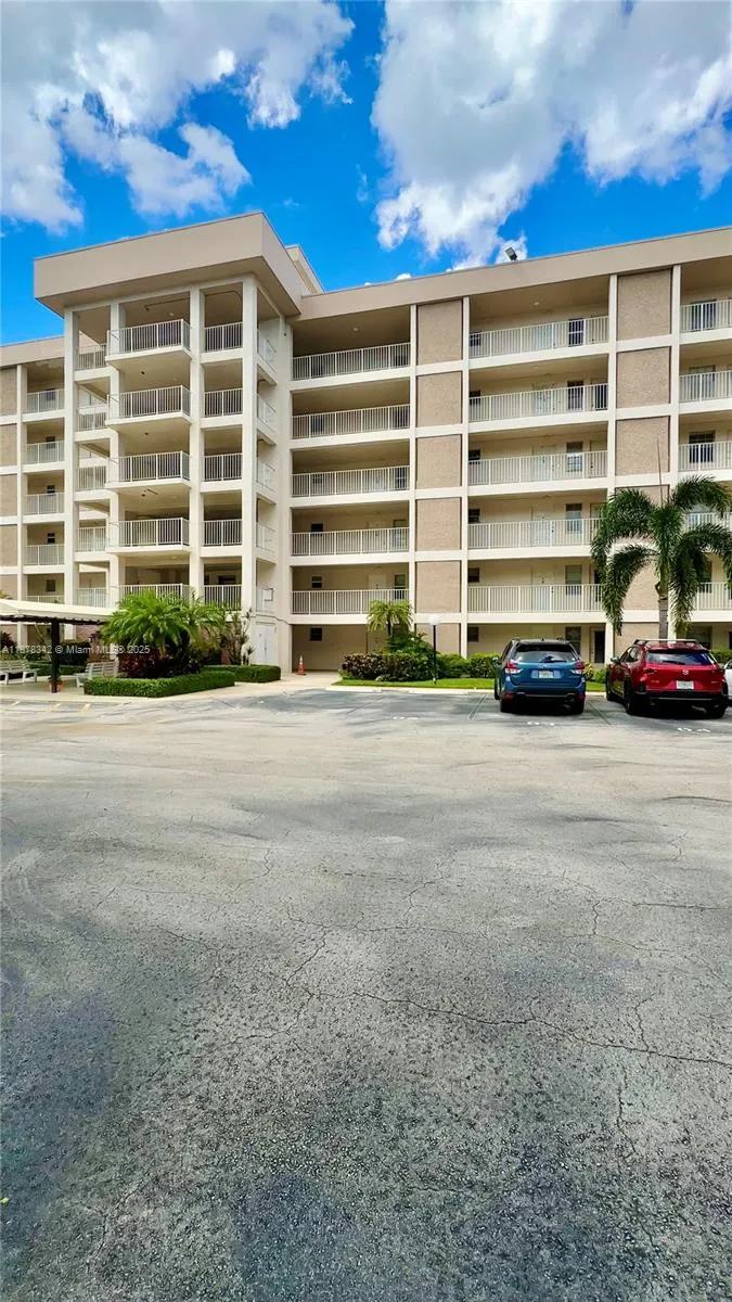 2651 S Course Dr, #307