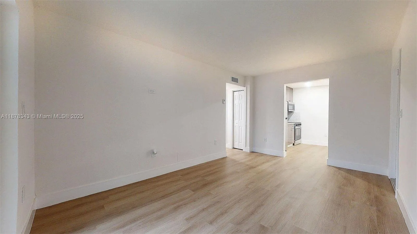 567 SW 3rd St, #1