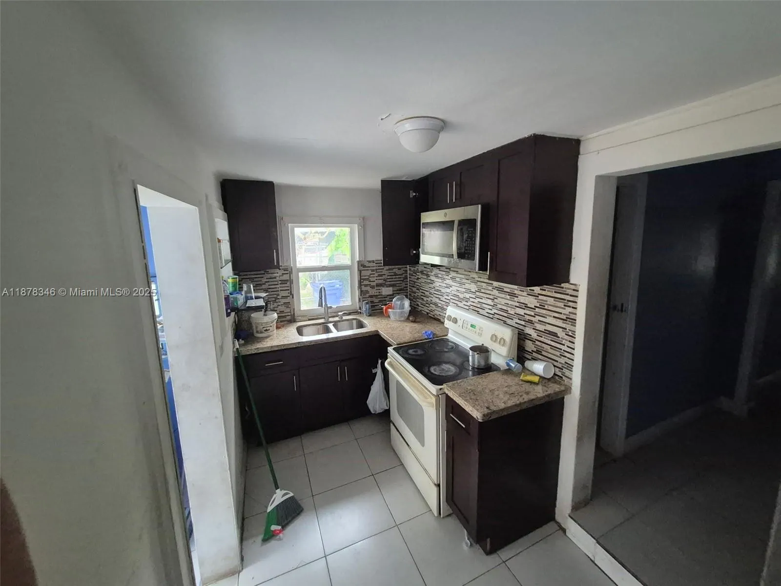 1243 NE 159th St