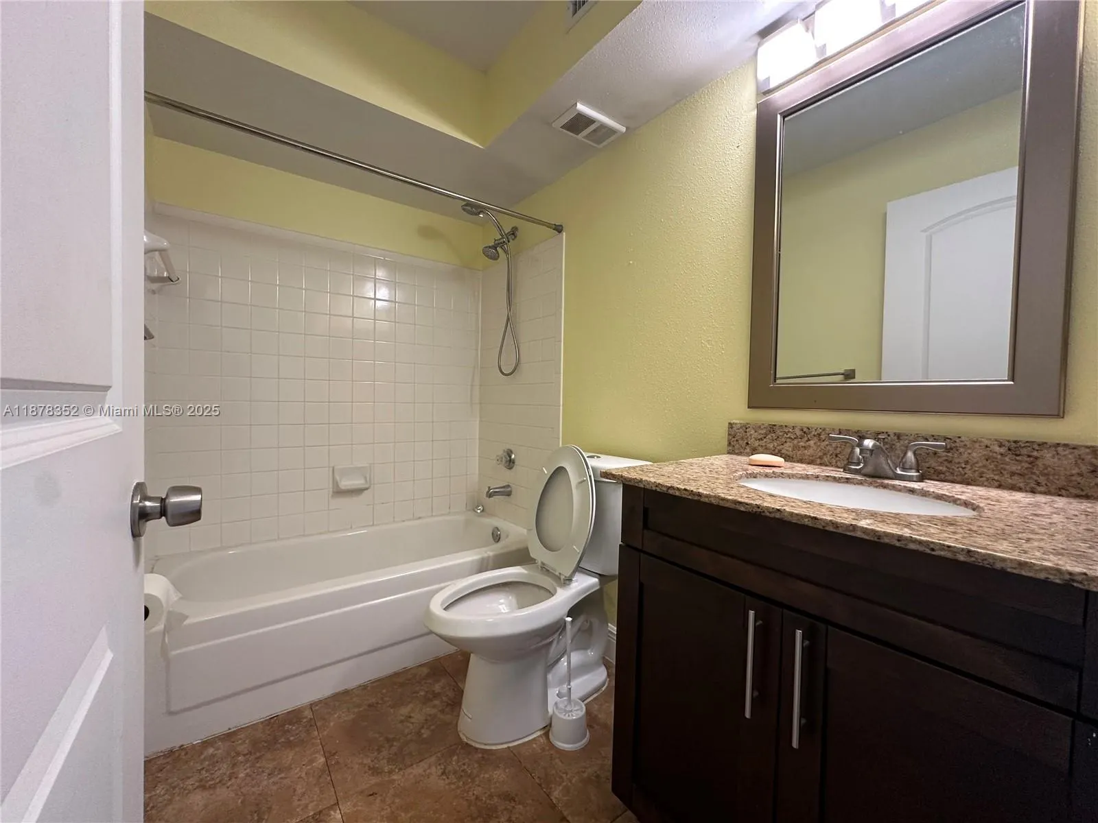 2627 NW 33rd St, #2209