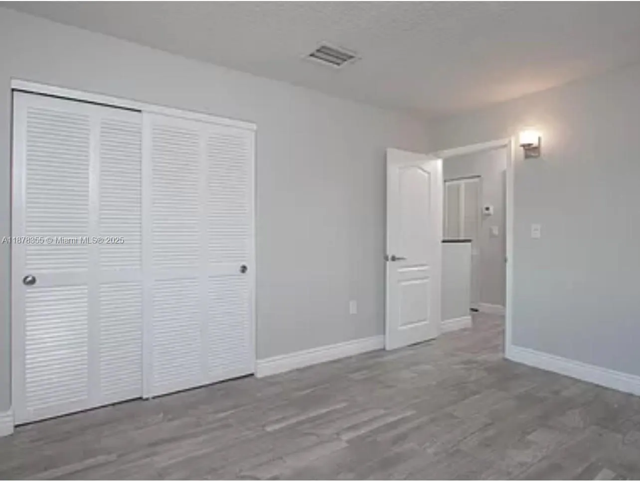 633 NE 2nd Ave, #8