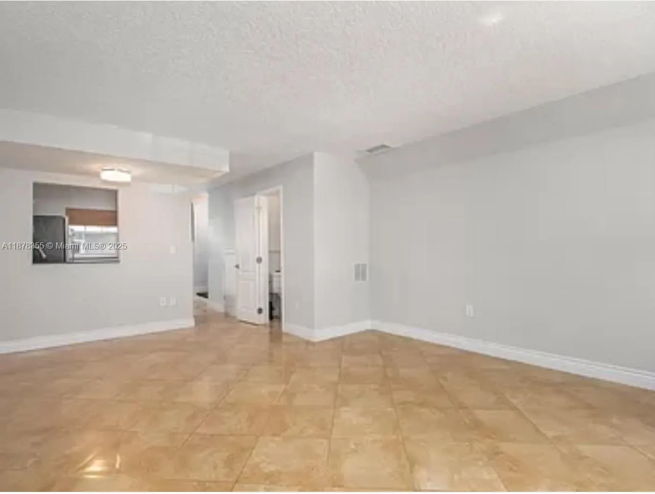 633 NE 2nd Ave, #8