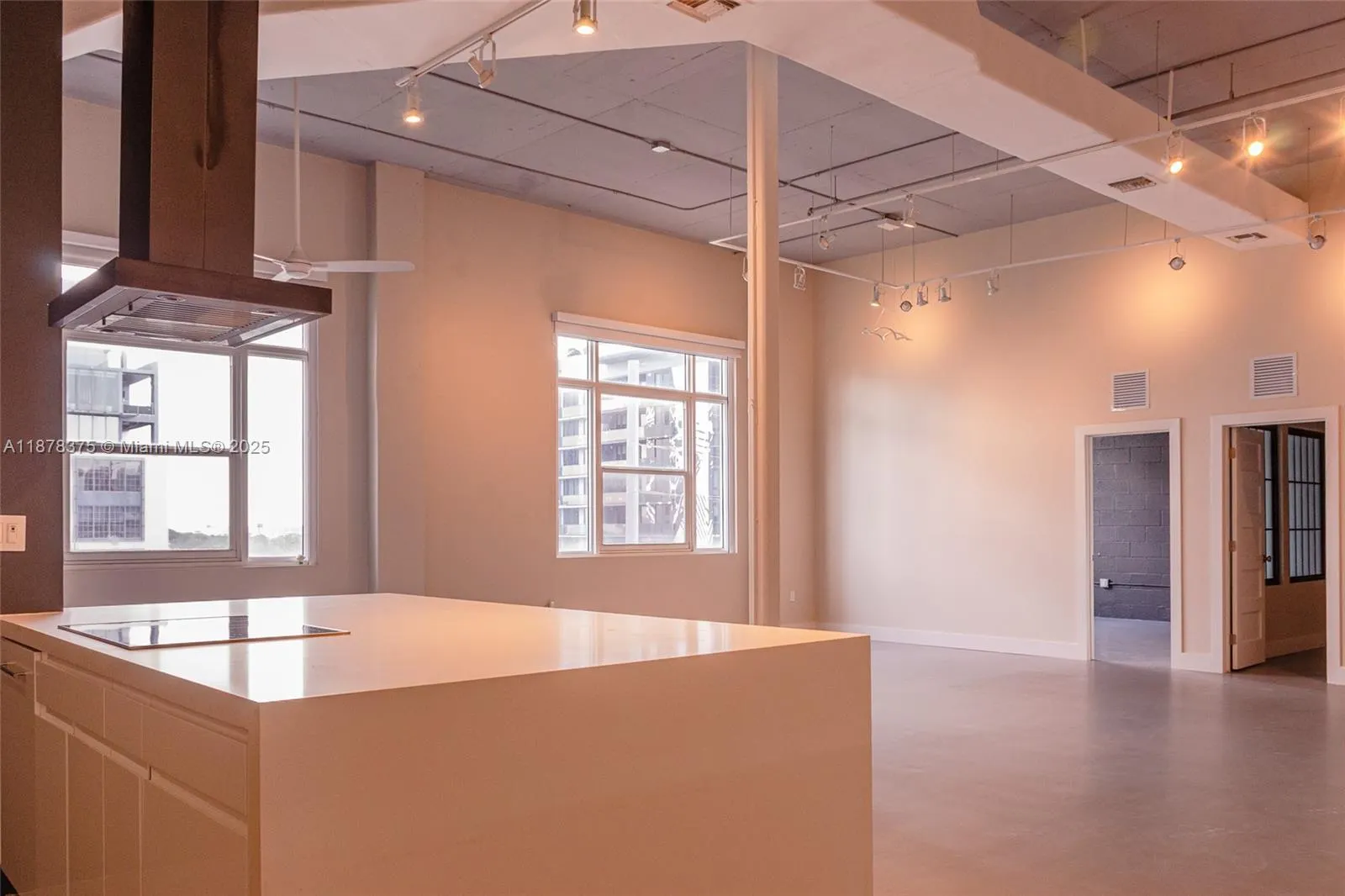 250 NW 23 rd st, #412